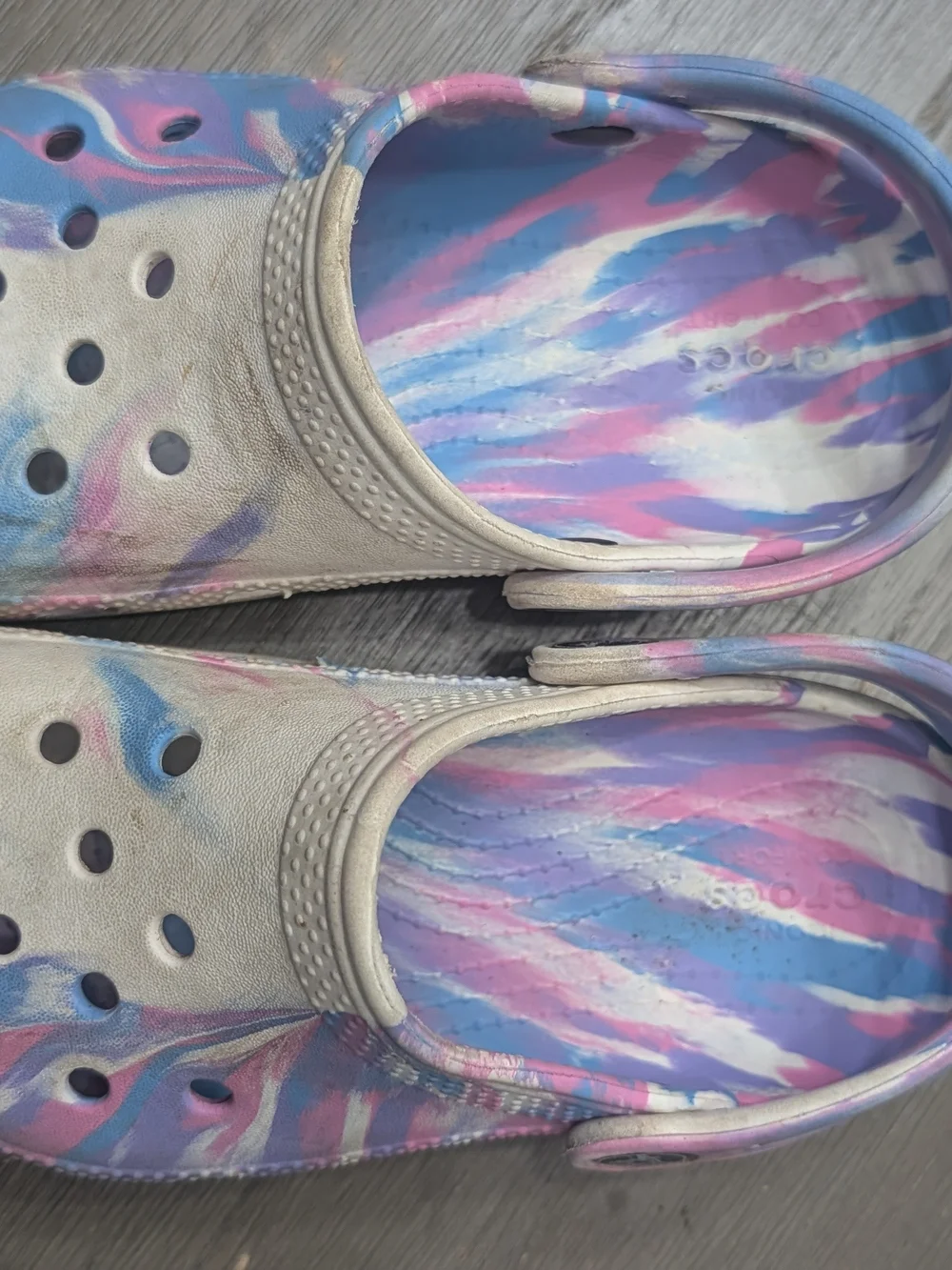 CROCS Kids Marbled Pastel Blue Pink Purple Clogs